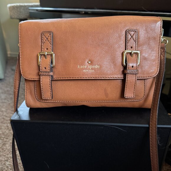 Kate Spade Brown Leather Cross-Body Purse — Allen Street Style - Picture 1 of 9
